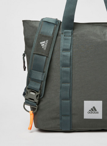 Zipper Style Tote Legear