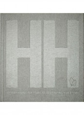 Holiday House: Ten Years Of Decorating For A Cure Hardcover