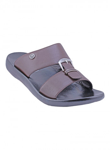 Buckle Detail Arabic Sandals Brown