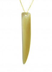 18 Karat Gold Fang Shape Mother Of Pearl Pendant Necklace