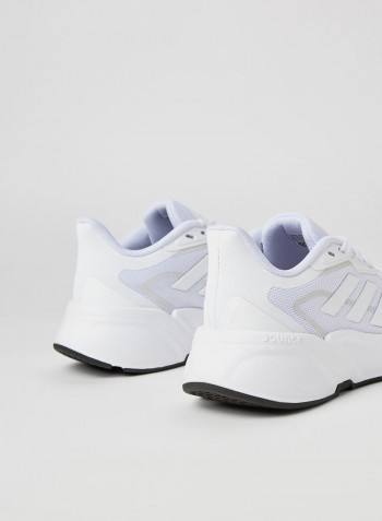 X9000L1 Running Shoes White