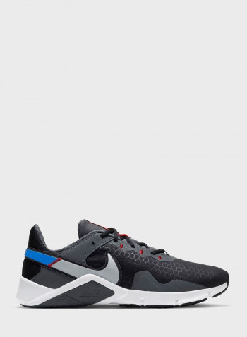 Legend Essential 2 Sports Shoes أسود