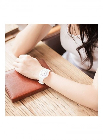 Women's Analog Wrist Watch with Silicone Strap