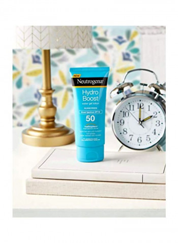 طقم جل كريم واقي من الشمس هايدرو بوست بأساس مائي وعامل حماية من الشمس SPF 50 مكون من 3 عبوات 3أوقية