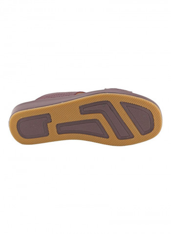 Comfortable Slip-On Arabic Sandals Maroon