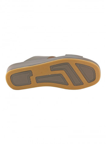 Comfortable Slip-On Arabic Sandals Green