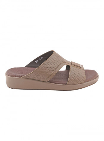 Comfortable Buckle Style Arabic Sandals Beige