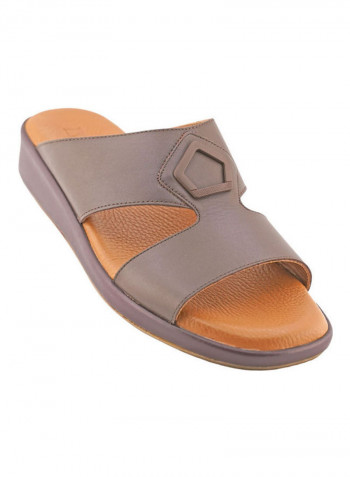 Comfortable Slip-On Arabic Sandals Brown
