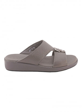 Comfortable Slip-On Arabic Sandals Grey