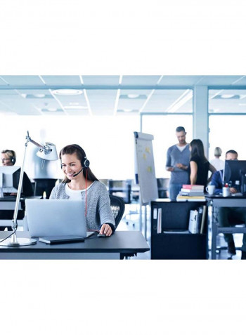 Evolve 40 MS Teams Optimized Stereo USB A Wired On-Ear Headphones Black