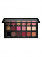 18 Colour Textured Eyeshadow Palette Rose Gold Edition