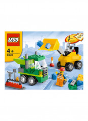 121-Piece Road Construction Kit