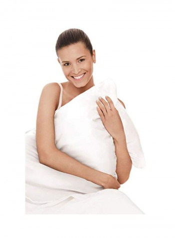 Glow Beauty Boosting Pillowcase Polyester White 26x20inch