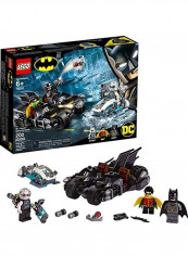 200-Piece DC Batman Mr. Freeze Batcycle Battle Building Toy