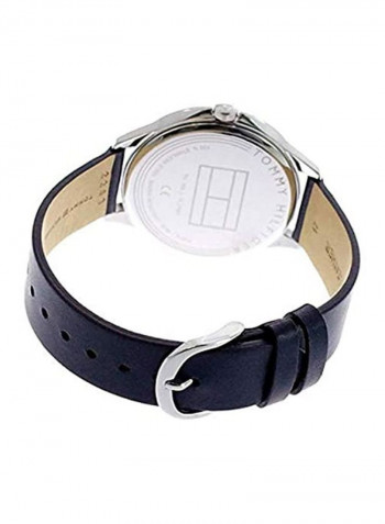 Women's Water Resistant Leather Analog Watch 1781964