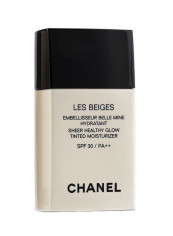 Les Beiges Sheer Healthy Glow Tinted Moisturizer SPF30/PA++ Medium Plus