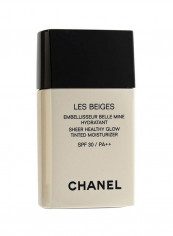 Les Beiges Sheer Healthy Glow Tinted Moisturizer SPF30 Medium Light