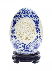 Hollowed Out Ceramic Decorative Piece Blue/White 20x15centimeter