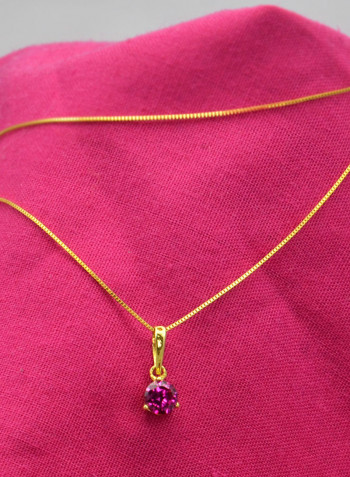 18 Karat Solid Yellow Gold Zircon Pendant Necklace