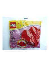 54-Piece Valentines Day Heart Box Building Set