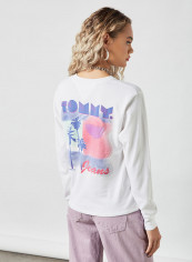 Back Logo Long Sleeve T-Shirt White reviews Back Logo Long Sleeve T-Shirt White