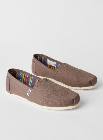 Comfortable Wear Slip-Ons Grey