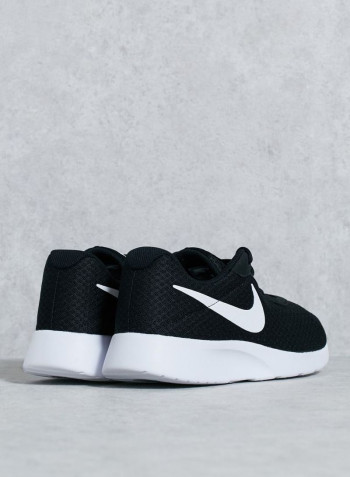 Tanjun Trainer Shoes Black