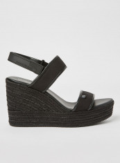 Essential Wedge Sandals Black reviews Essential Wedge Sandals Black
