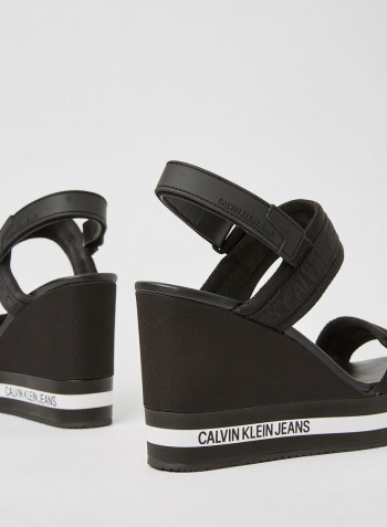 Essential Wedge Sandals Black