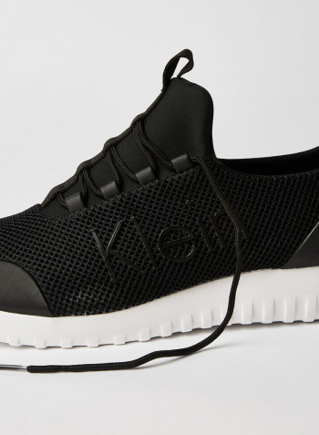 Mesh Sneakers Black