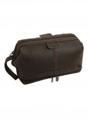 Leather Toiletry Bag Brown