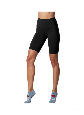 Biker Short أسود
