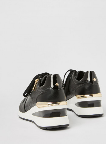 Adwiwia Wedge Sneakers Black
