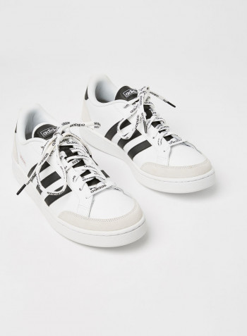 Grand Court SE Sneakers White/Black