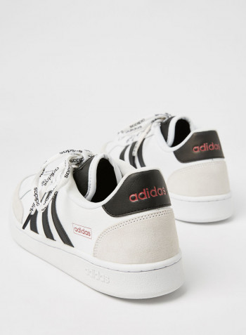Grand Court SE Sneakers White/Black
