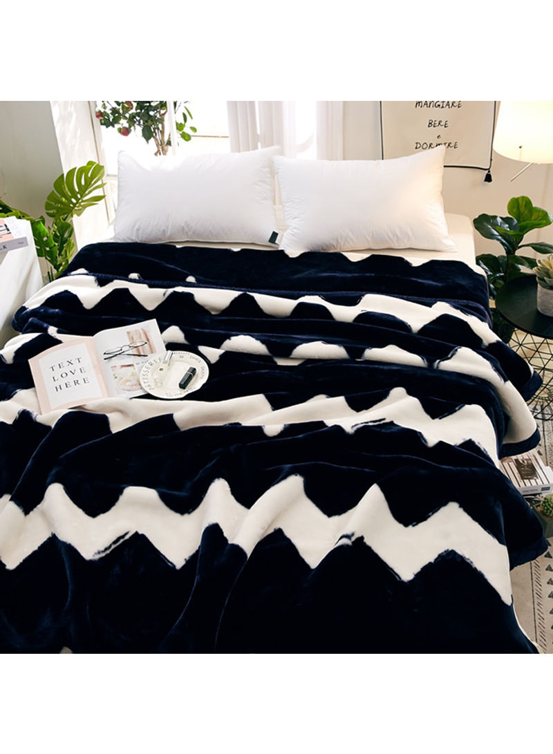 Double Layer Ultra Soft Blanket Cotton White/Dark Blue 180x220centimeter
