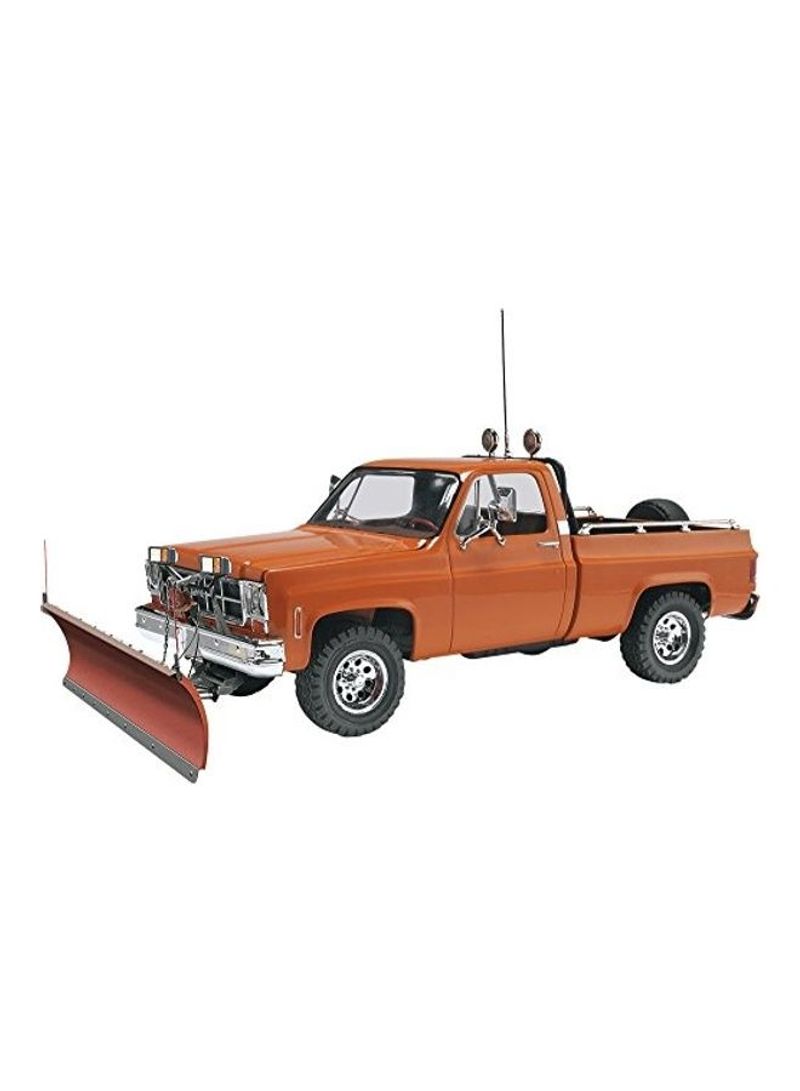 GMC Pickup With Snow Plow Plastic Model Kit
