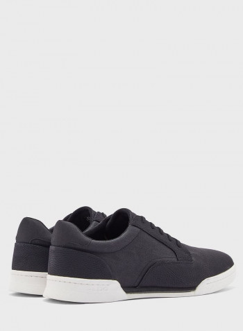 Anti-Skid Low Top Sneakers Black
