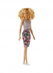 Fashionistas Pineapple Pop Dol