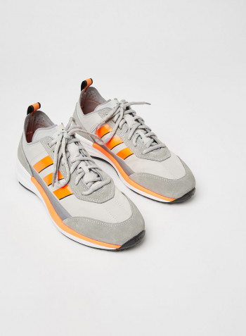 SL 7200 Sneakers Grey Two/Team Solar Orange/Grey Three