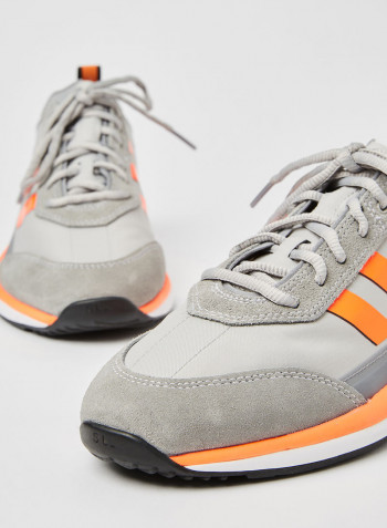 SL 7200 Sneakers Grey Two/Team Solar Orange/Grey Three