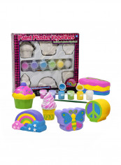 Paint Set Decorate Your Own Figurines Multicolour