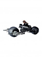 The Dark Knight Rises: Batpod With Catwoman Model Kit SEP121759