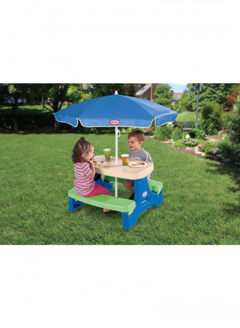 Picnic Table With Umbrella 629945M