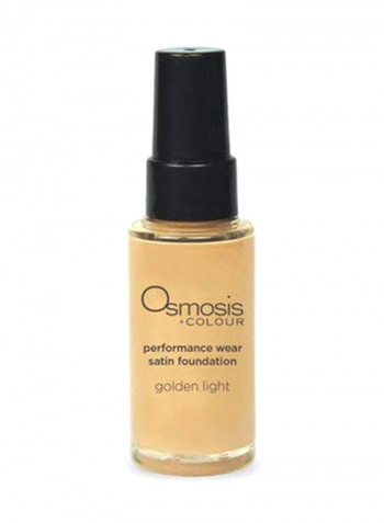 Performance Wear Satin Foundation Golden Light