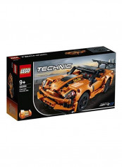 579-Piece Technic Chevrolet Corvette ZR1 Building Set