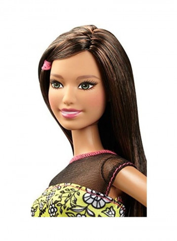 Fashionistas Raquelle Doll 2 x 13inch