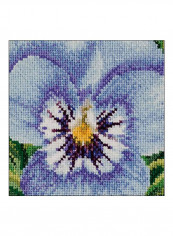 18-Piece Pansy XII On Aida Cross Stitch Kit Blue/White/Yellow reviews 18-Piece Pansy XII On Aida Cross Stitch Kit Blue/White/Yellow