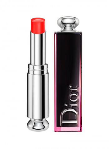 Lacquer Lipstick 744 Party Red