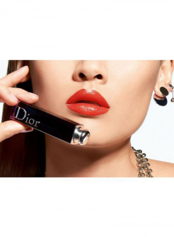 Lacquer Lipstick 744 Party Red